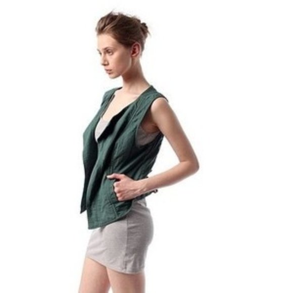 Urban Outfitters Staring at Stars Green Cotton Vest - Picture 1 of 4